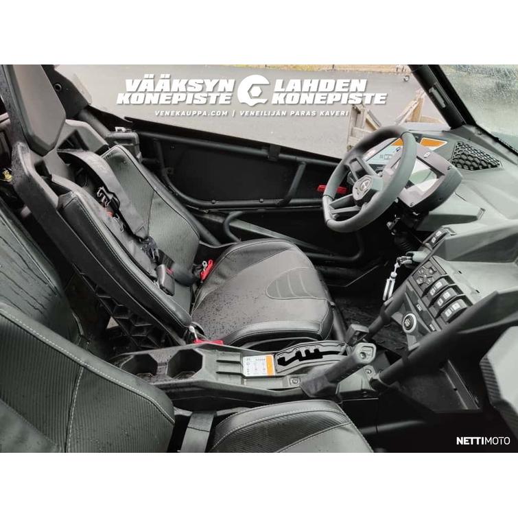 Can-Am Maverick X RS SAS Turbo RR