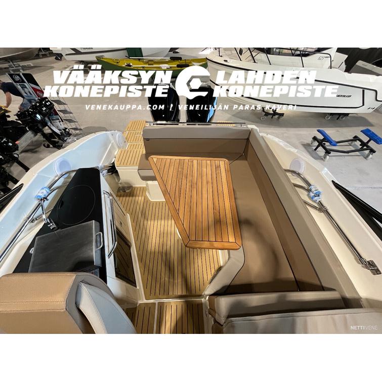 Quicksilver Activ 805 cruiser + Mercury F200 XL V6