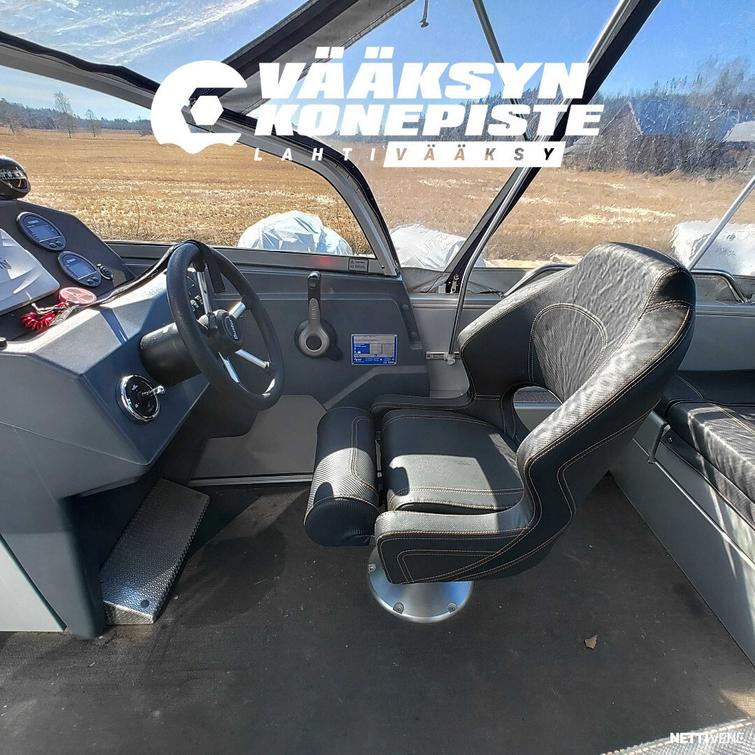 Buster XXL + Yamaha F150 DETL