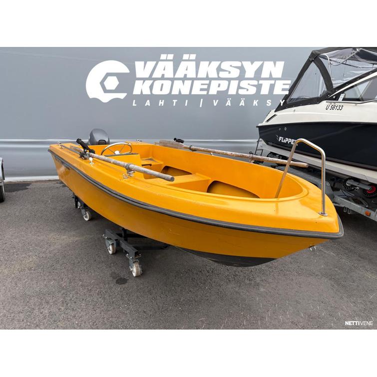 Vator 15 R + Yamaha F15