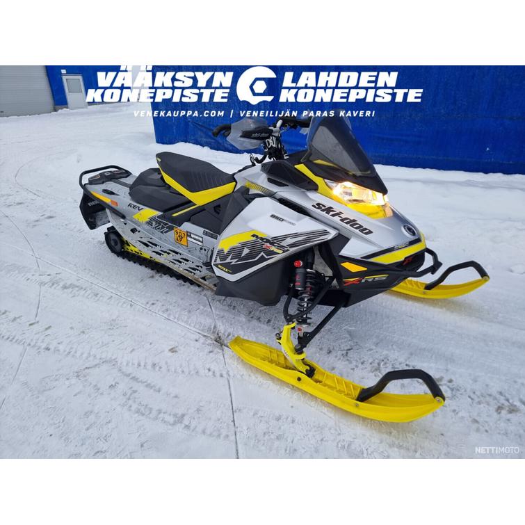 Ski-Doo MX Z 850 E-tec XRS