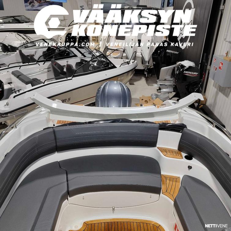 Yamarin 79 DC + Yamaha F300XCB