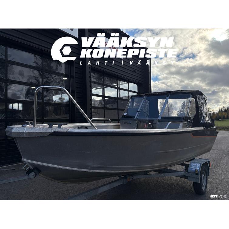 Buster M2 + Yamaha F40 FETL