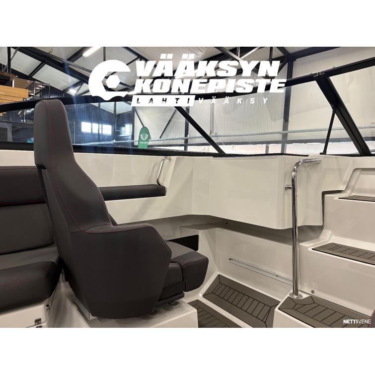 AMT 210 DC + Yamaha F150XB
