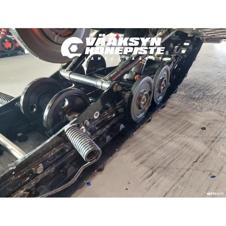 Polaris Axys 800 XCR