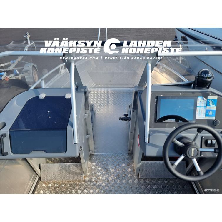 Buster LX + Yamaha F60