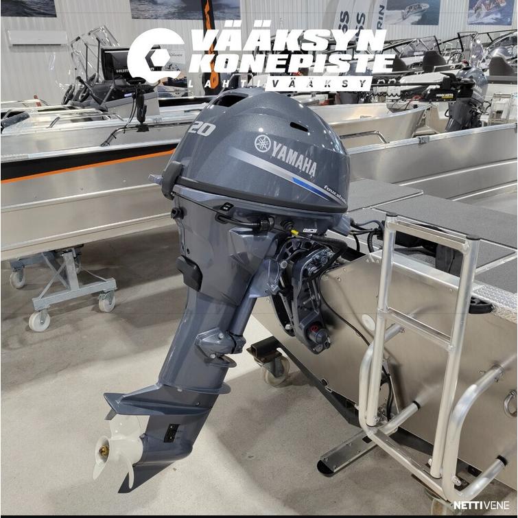 Buster XSR + Yamaha F20 GEPL