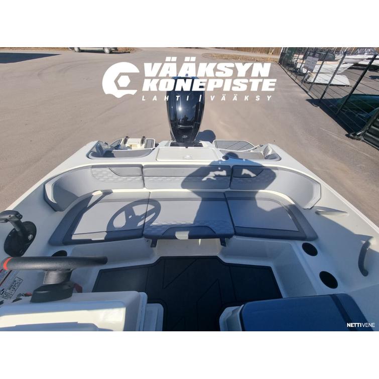 Bayliner Muu malli M17 + Mercury F80