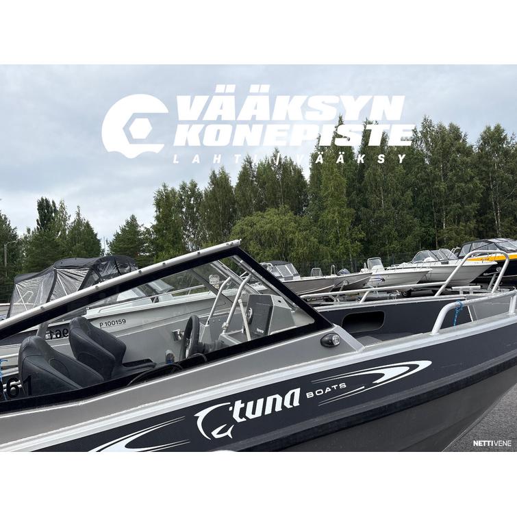 UMS 655DC TUNA + Evinrude E-Tec 115