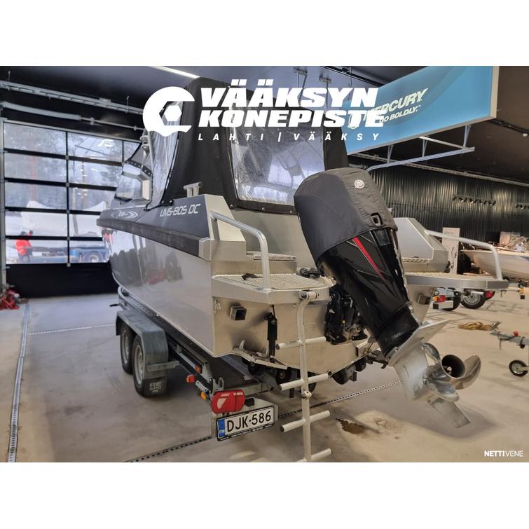 UMS 805DC TUNA + Mercury F200