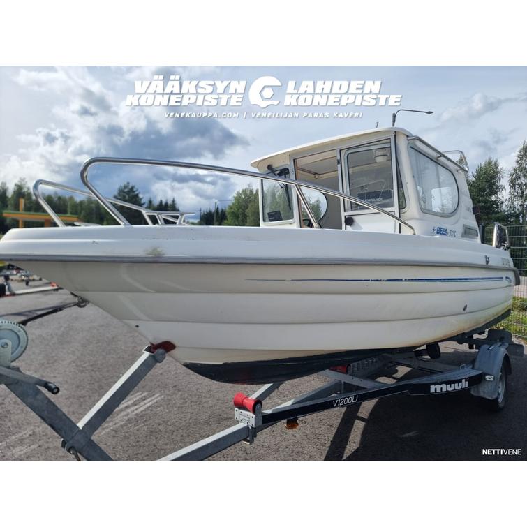 Bella 571 C + Yamaha F80