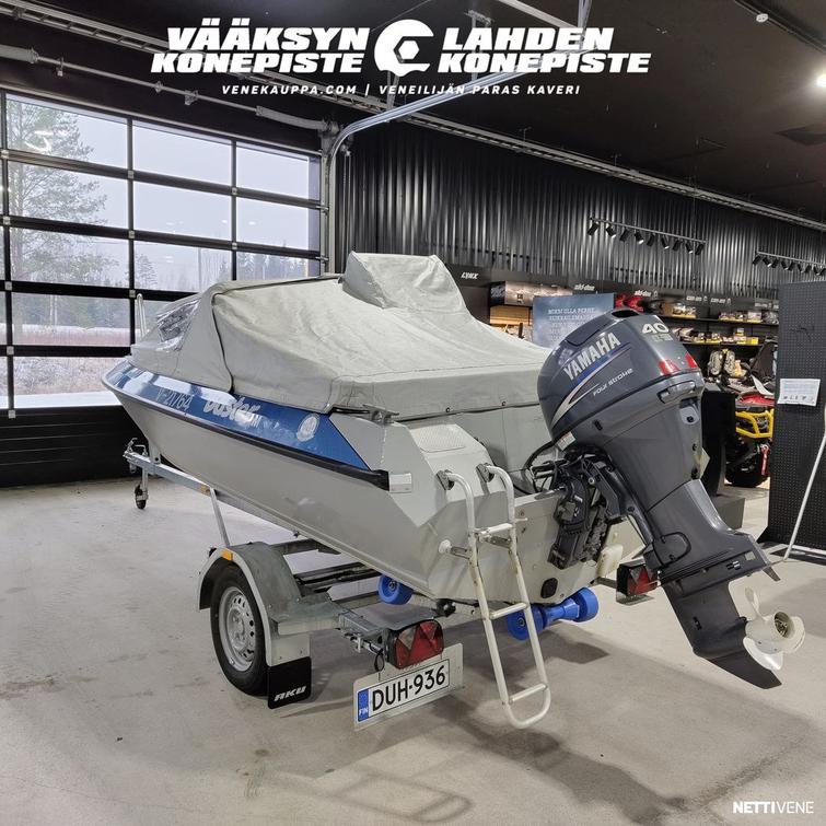 Buster M + Yamaha F40 BET