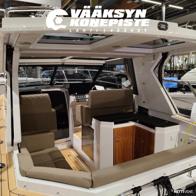 Aquador 250 HT + Mercury V250 V8