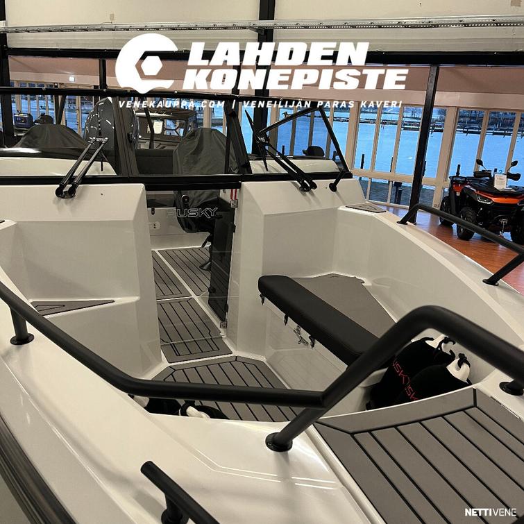 Finnmaster Husky R6 + Yamaha F150 XB