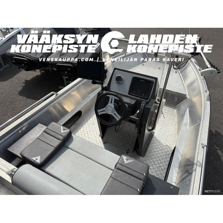 Master PRO 500 + Mercury F50 ELPT EFI