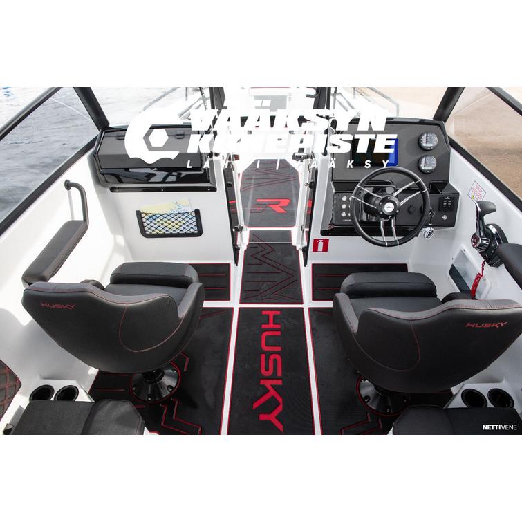 Finnmaster Husky R7 + Mercury F200 XL DS V6