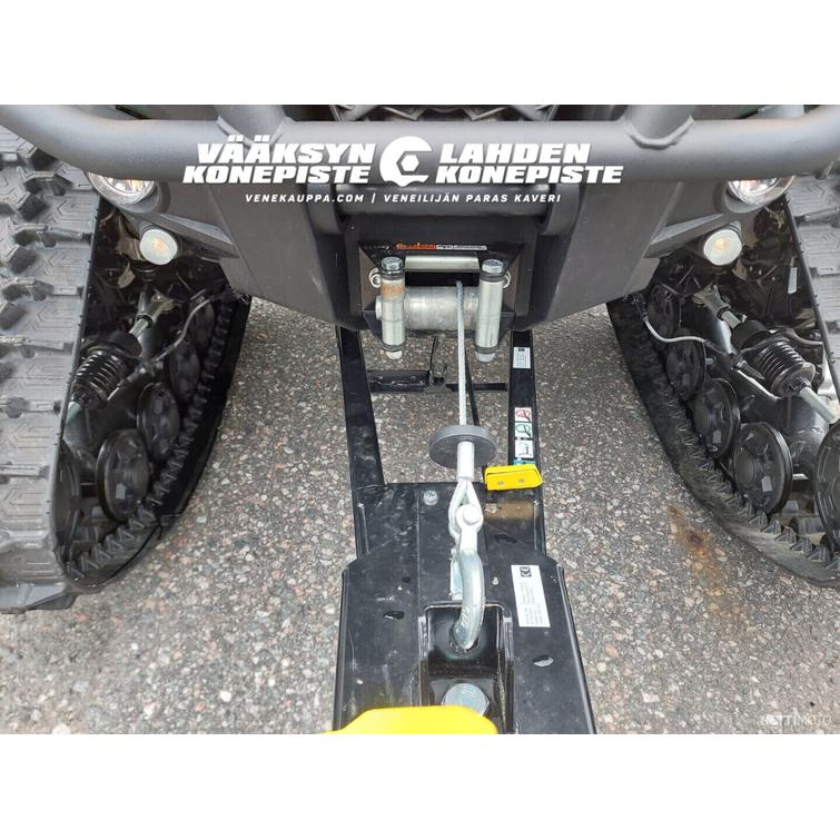 Can-Am Outlander Max 570MAX TELASARJALLA. AJ. VAIN 29h / 190km HYVÄ VAIHTOEHTO UUDELLE !!