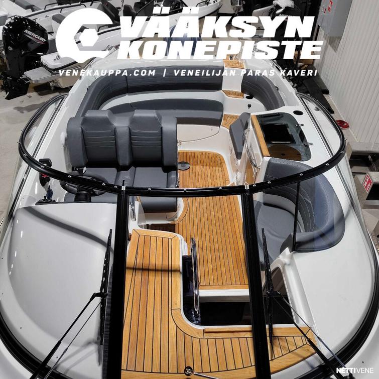 Yamarin 79 DC + Yamaha F300XCB