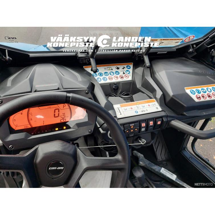 Can-Am Maverick Trail 700 DPS ( T2b )