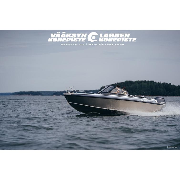 Buster XL + Yamaha F115XB