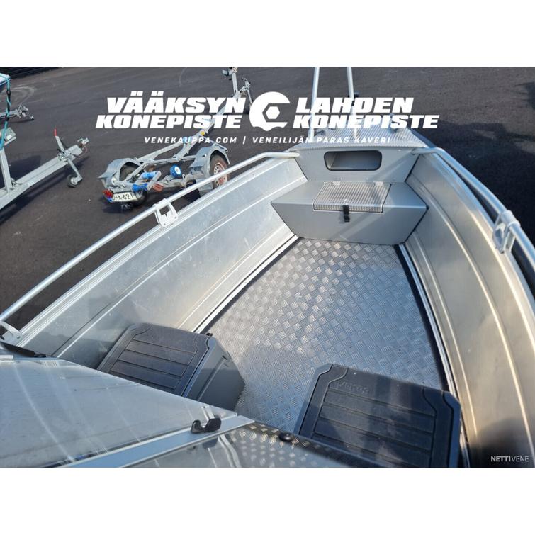 Buster LX + Yamaha F60