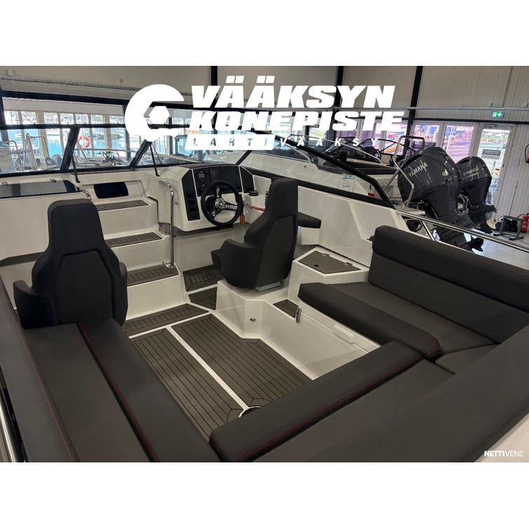 AMT 210 DC + Yamaha F150XB
