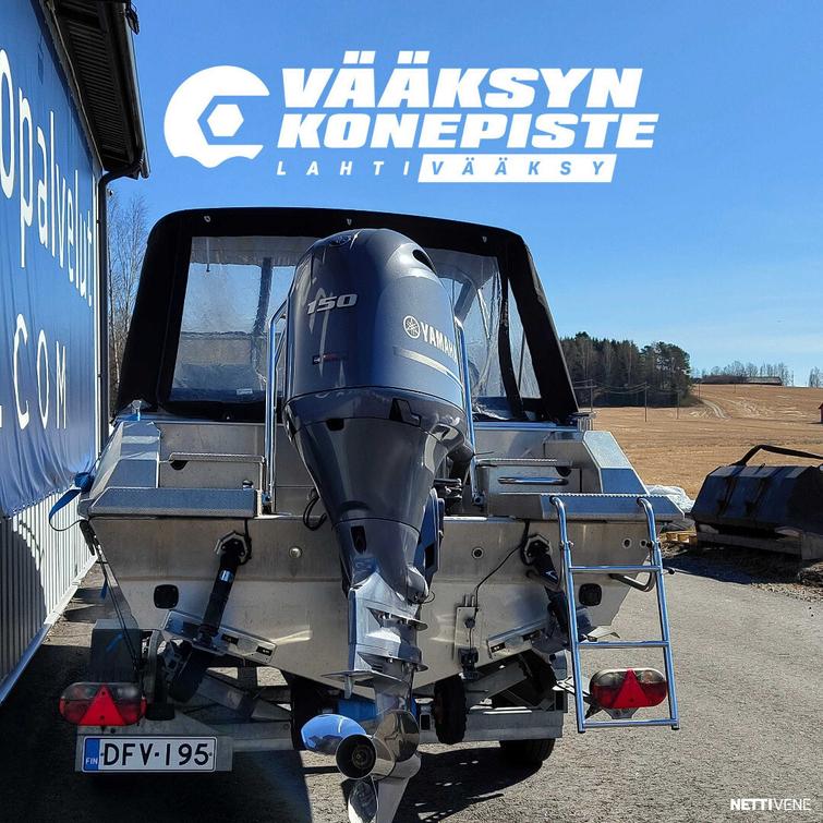 Buster XXL + Yamaha F150 DETL