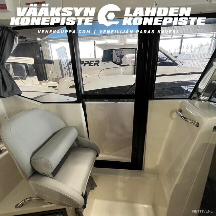 Quicksilver Captur 705 Pilothouse + Mercury F150 XL