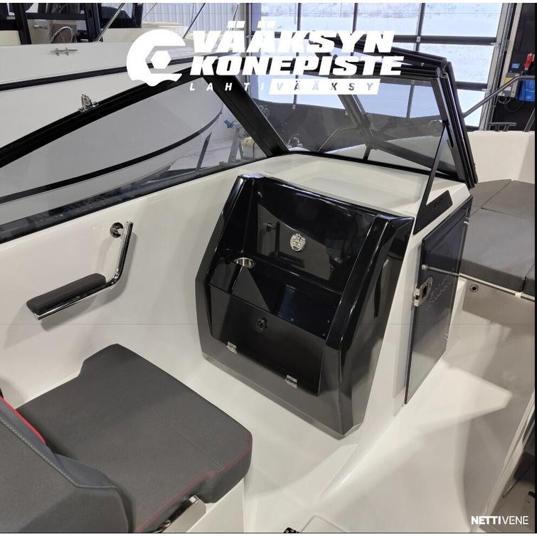 Falcon BRs 7 + Mercury F150