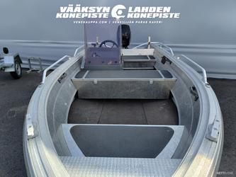 Buster XSR + Mercury F20