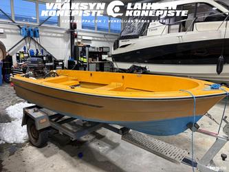 Vator 14 R + Evinrude 20