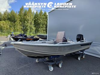 Buster XSR + Mercury F20