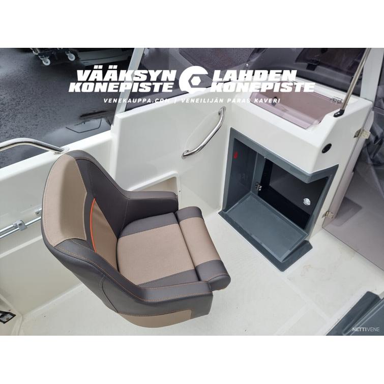 Buster LE + Yamaha F70