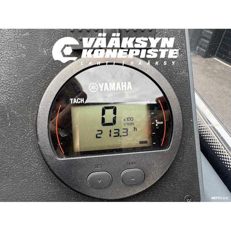 Buster S1 + Yamaha F20 GEPL