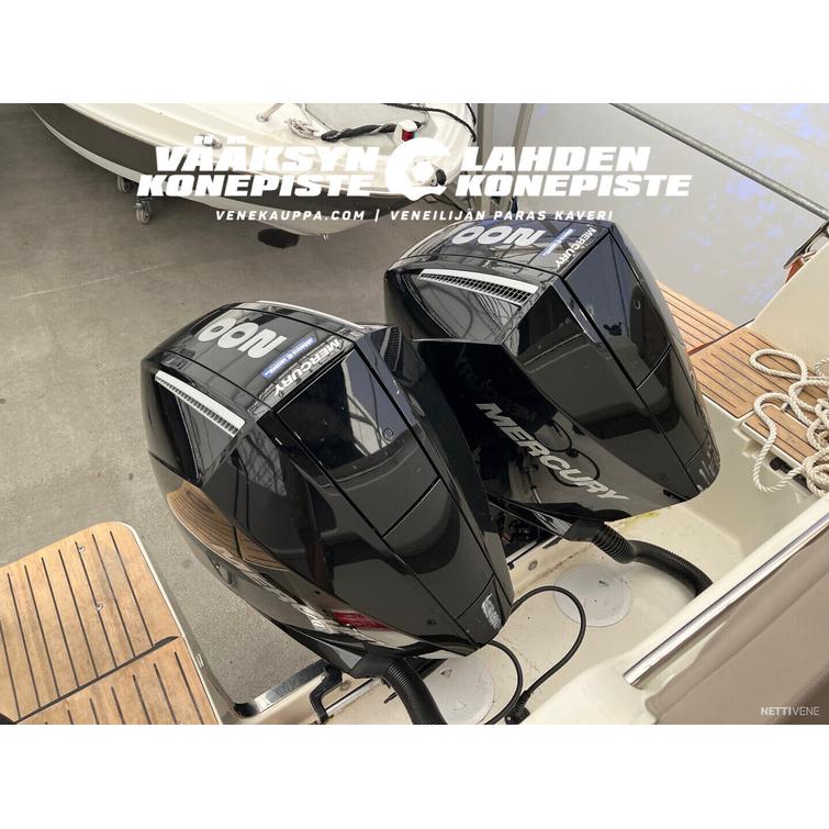 Quicksilver Activ 905 weekend + Mercury F200 XL EFI DTS