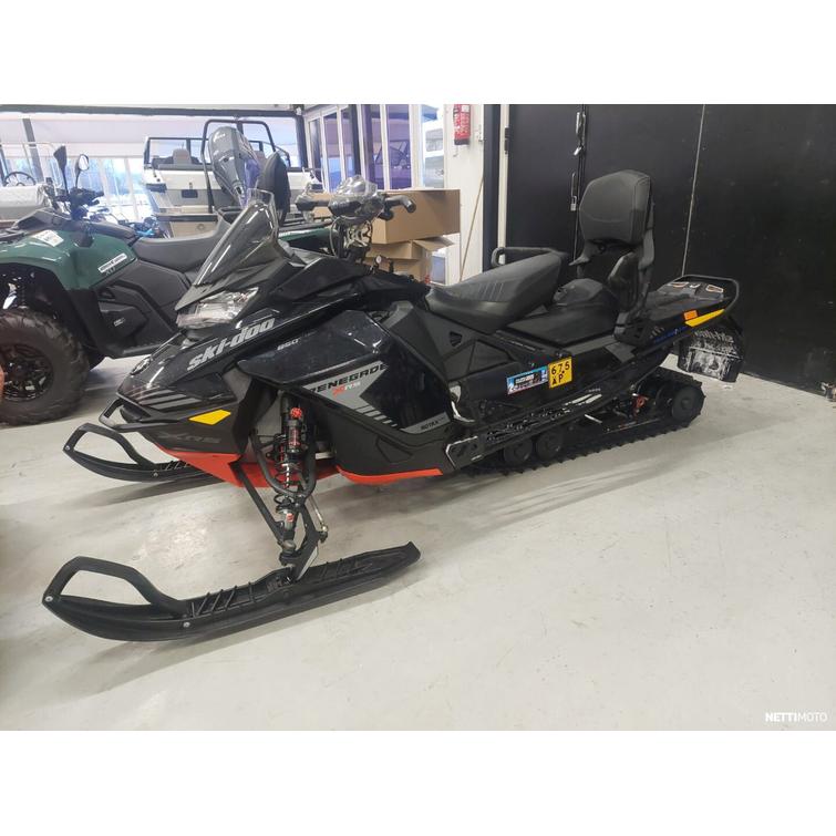 Ski-Doo Renegade XRS 850 E-TEC