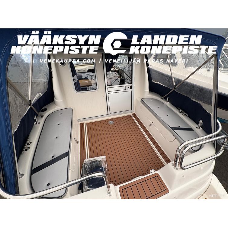 Bella 652 + MerCruiser 3.0