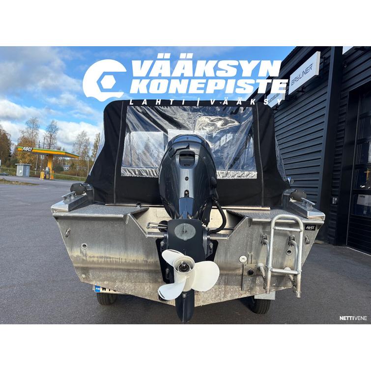 Buster M2  + Yamaha F40 FETL
