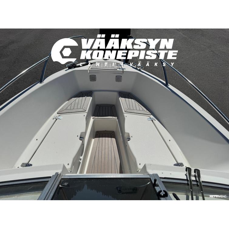 MV-Marin 5700 BR + Mercury 115 Optimax