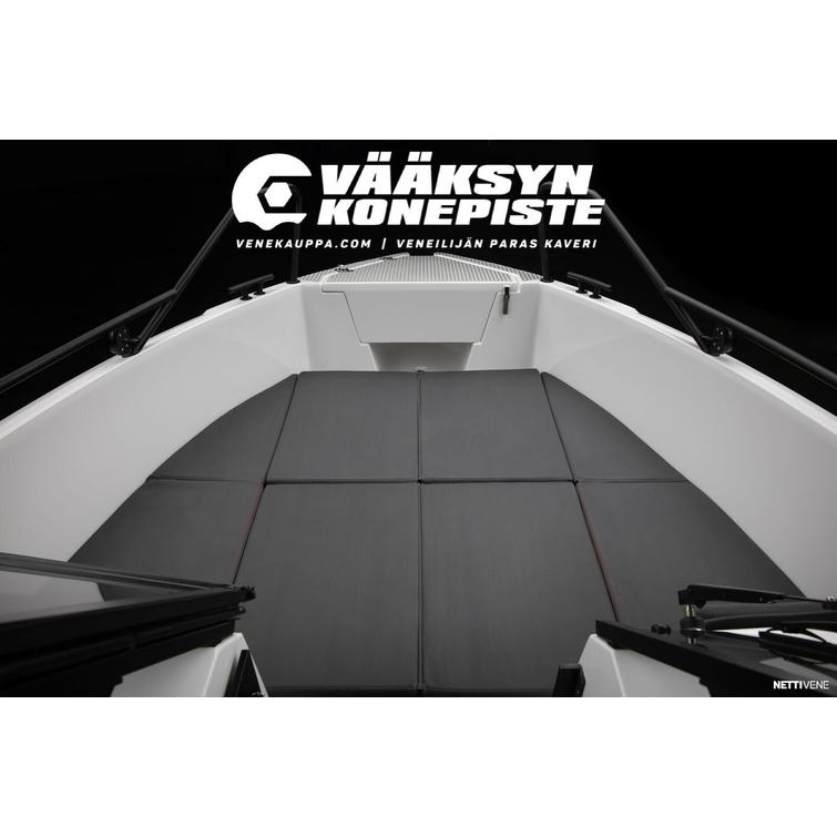 Falcon BRs 7 + Mercury F150