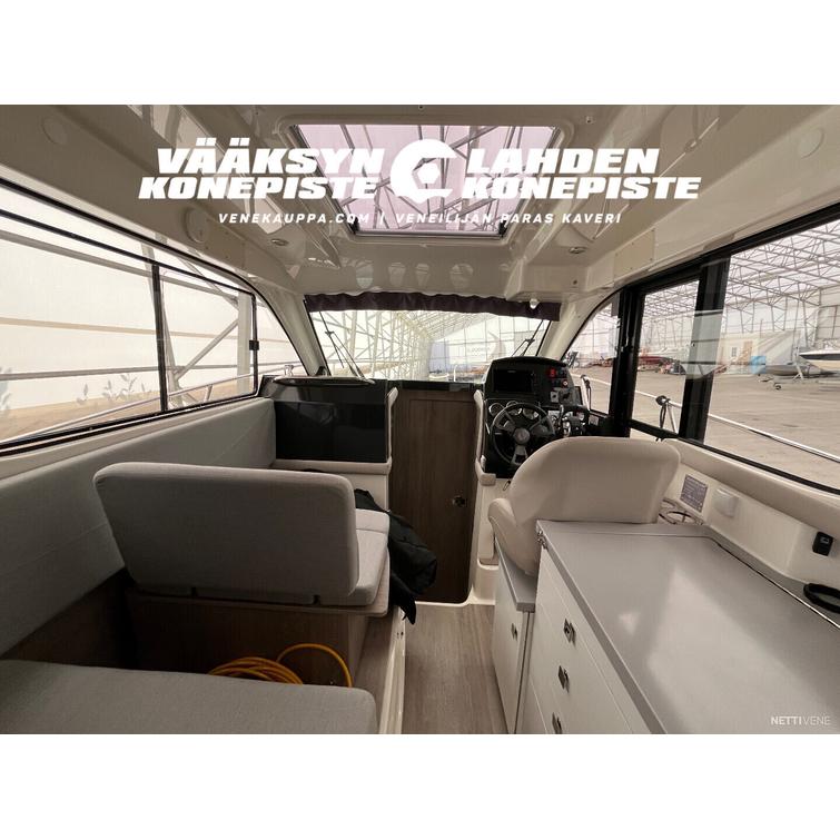 Quicksilver Activ 905 weekend + Mercury F200 XL EFI DTS