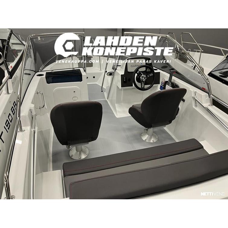 AMT 165 BR + Yamaha F50