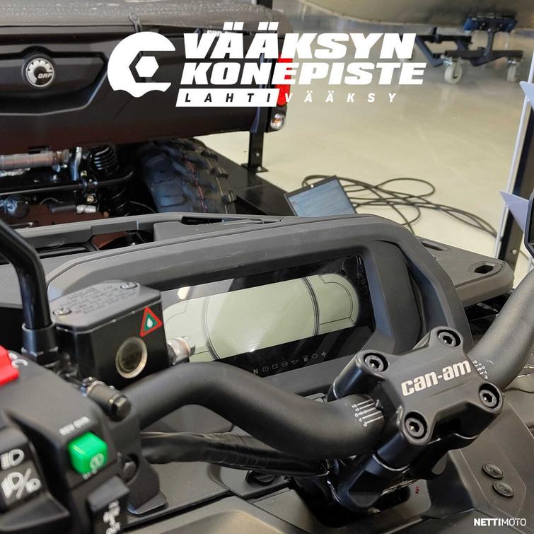 Can-Am Outlander Max 6x6 BACKCOUNTRY 1000R T, T2b, max 60 km/h