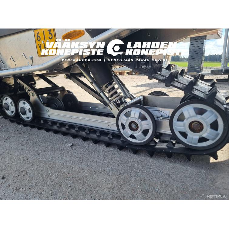 Lynx Adventure LX 550