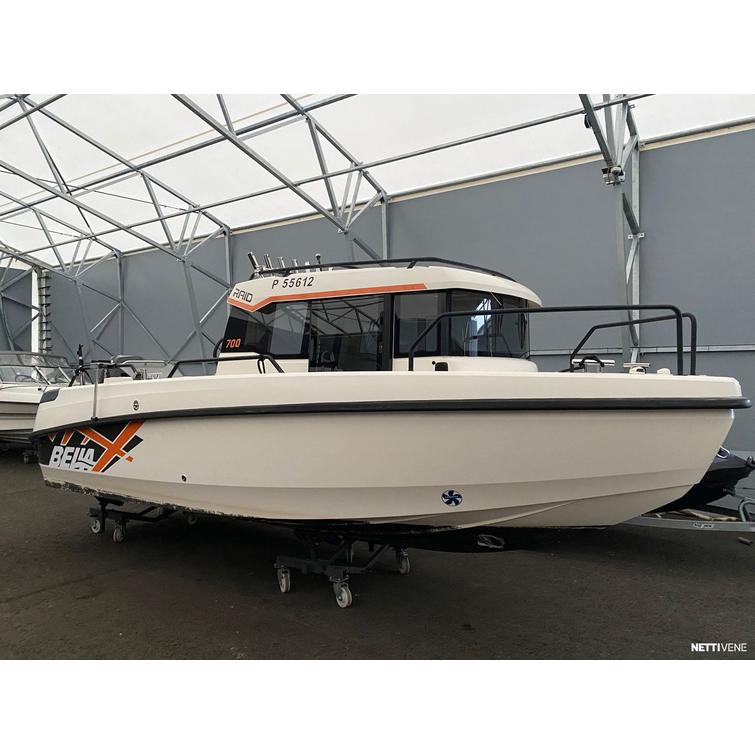 Bella RAID 700 + Mercury F200