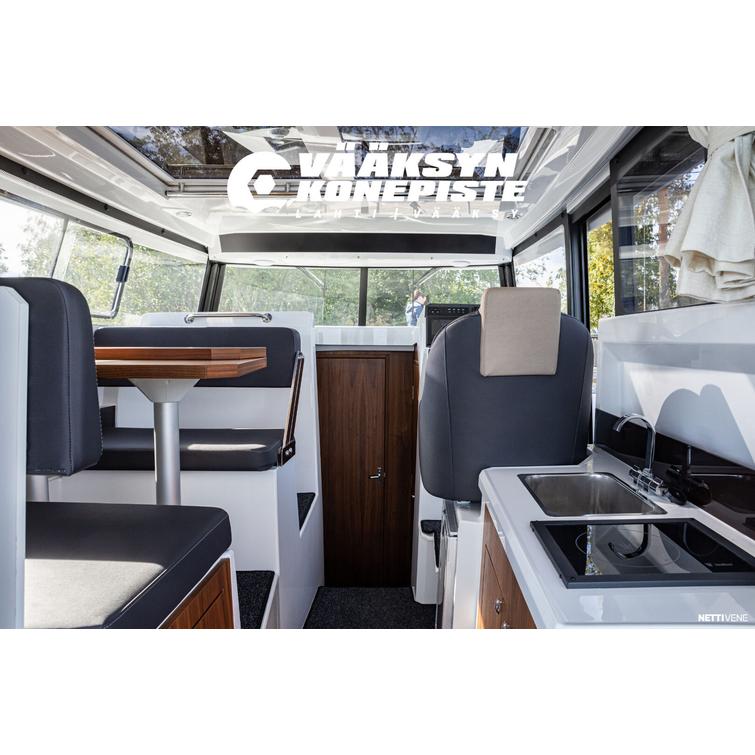 Finnmaster Pilot 8 DEMO + Yamaha F200 XSB2 valkoinen