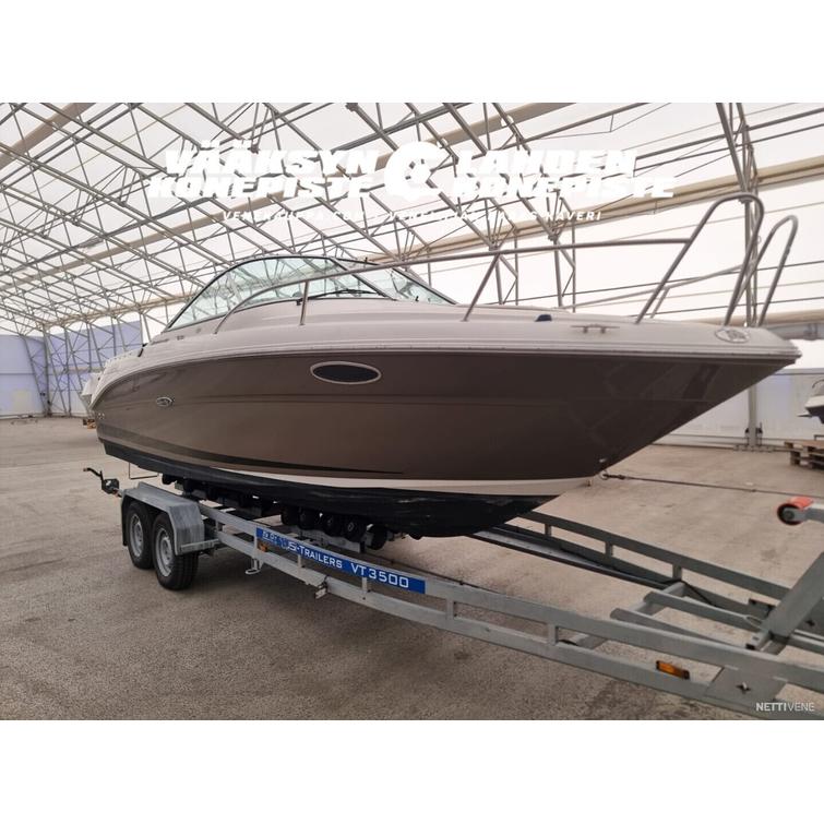 Sea Ray 235 Weekender + MerCruiser 4.3