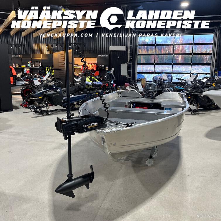 Buster XS + Yamaha F20 GWHL