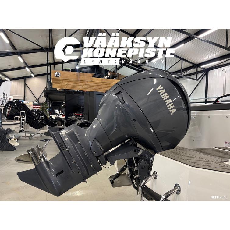 AMT 210 DC + Yamaha F150XB