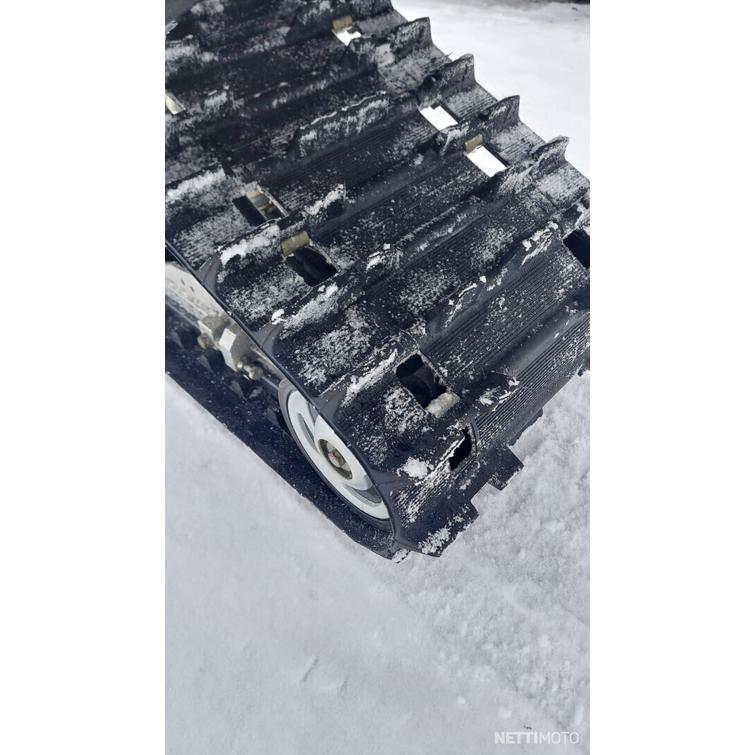Polaris FST Touring 750 4-tahti